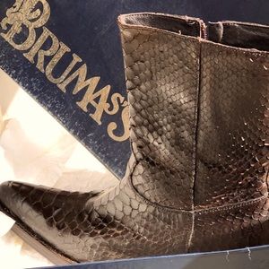 Boots, coats and 501 Levi’s